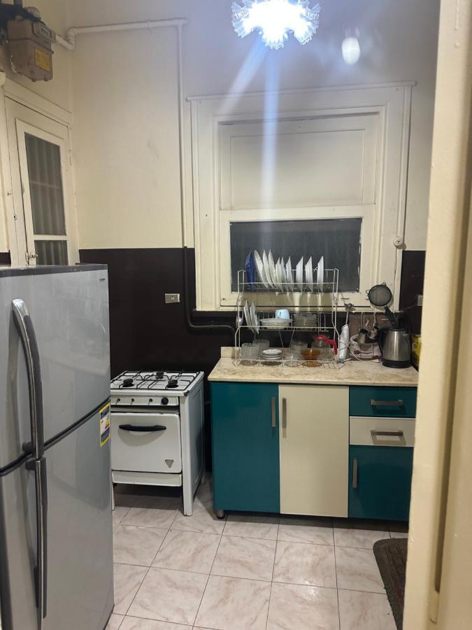Beautiful Apartment In The Heart Of Il Cairo Esterno foto